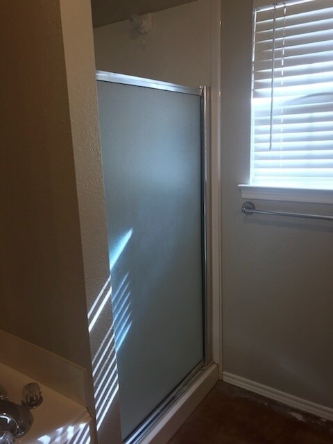 Building Photo - Comfortable & Convenient Living