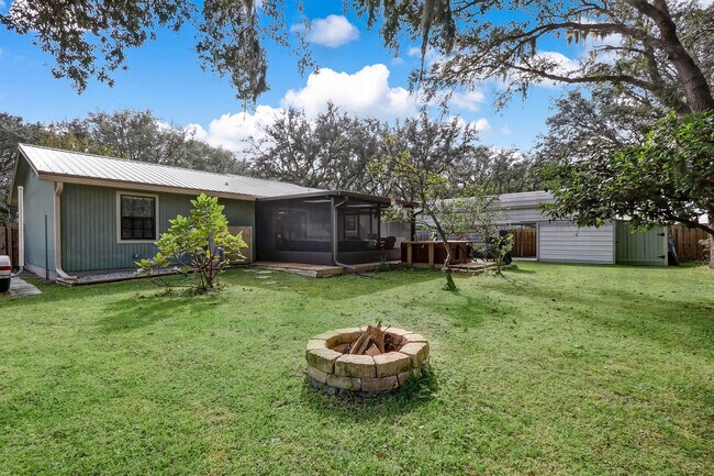 Building Photo - 2113 Talbot Ct