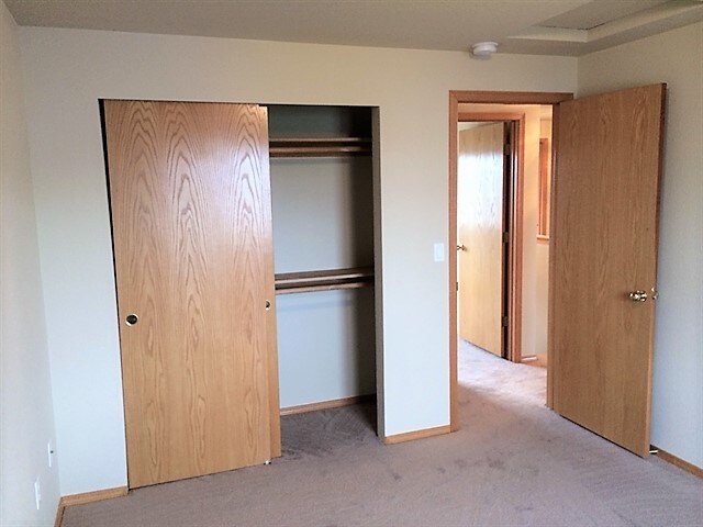 Building Photo - 16144 Prairie Creek Loop SE