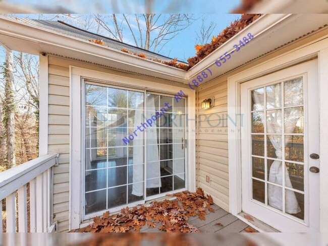 Building Photo - 309 Countryside Pl