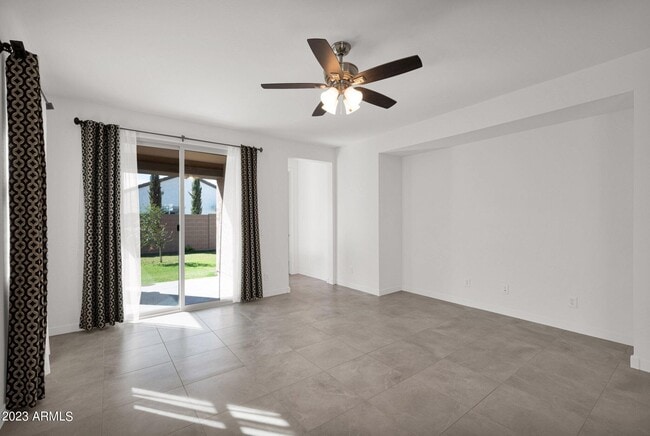 Building Photo - 9863 E Tungsten Dr