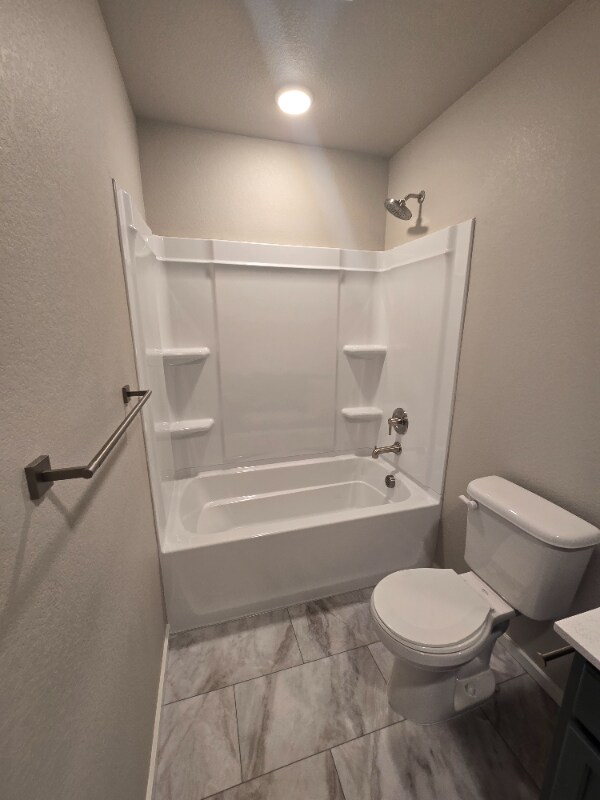 Building Photo - 4921 Autumn Leaf Dr