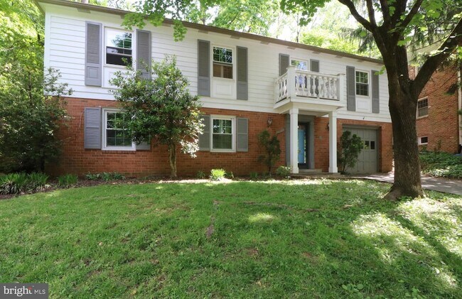 Building Photo - 6703 Rannoch Rd