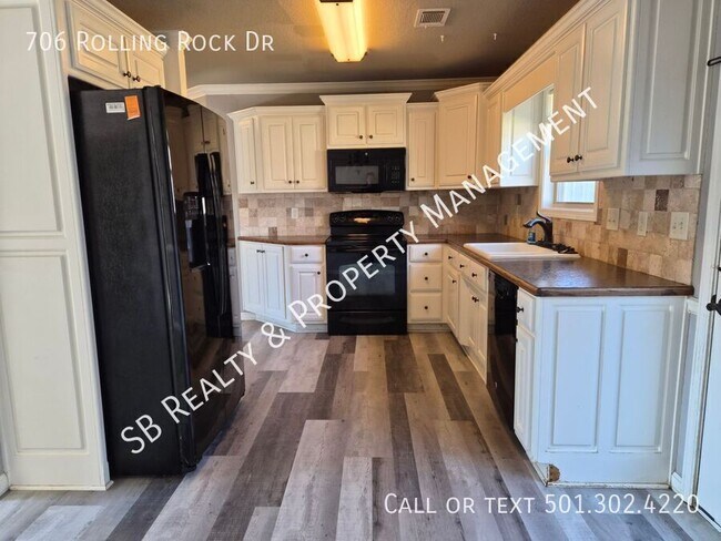 Building Photo - 706 Rolling Rock Dr