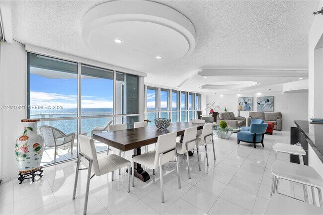 Building Photo - 16485 Collins Ave