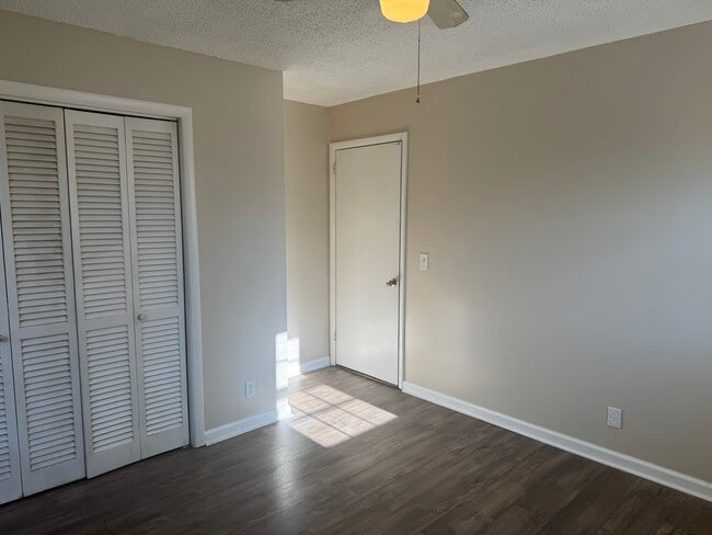 Building Photo - 409 Quanto Ct