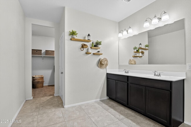 Building Photo - 10355 E Lupine Ln