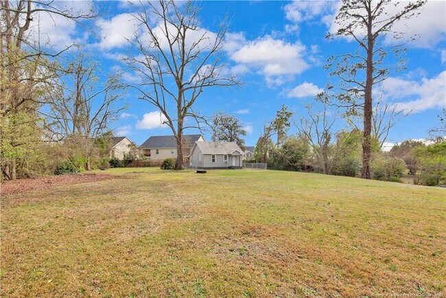Building Photo - 326 Hawley Ln