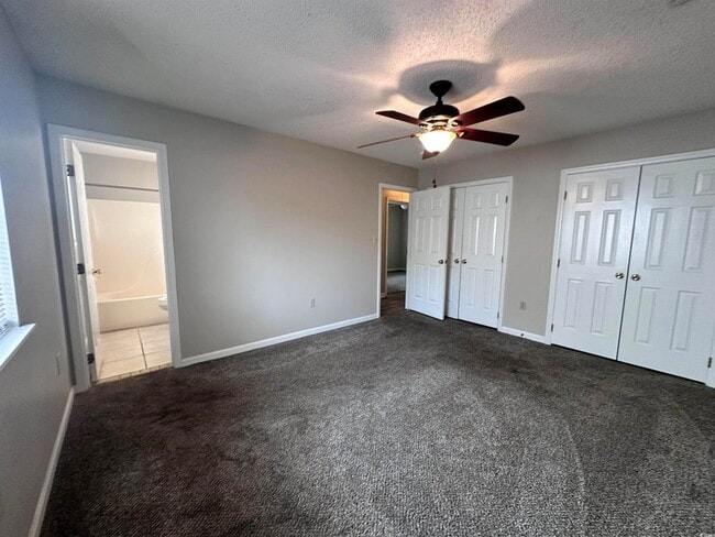 Building Photo - 6536 Valene Ct