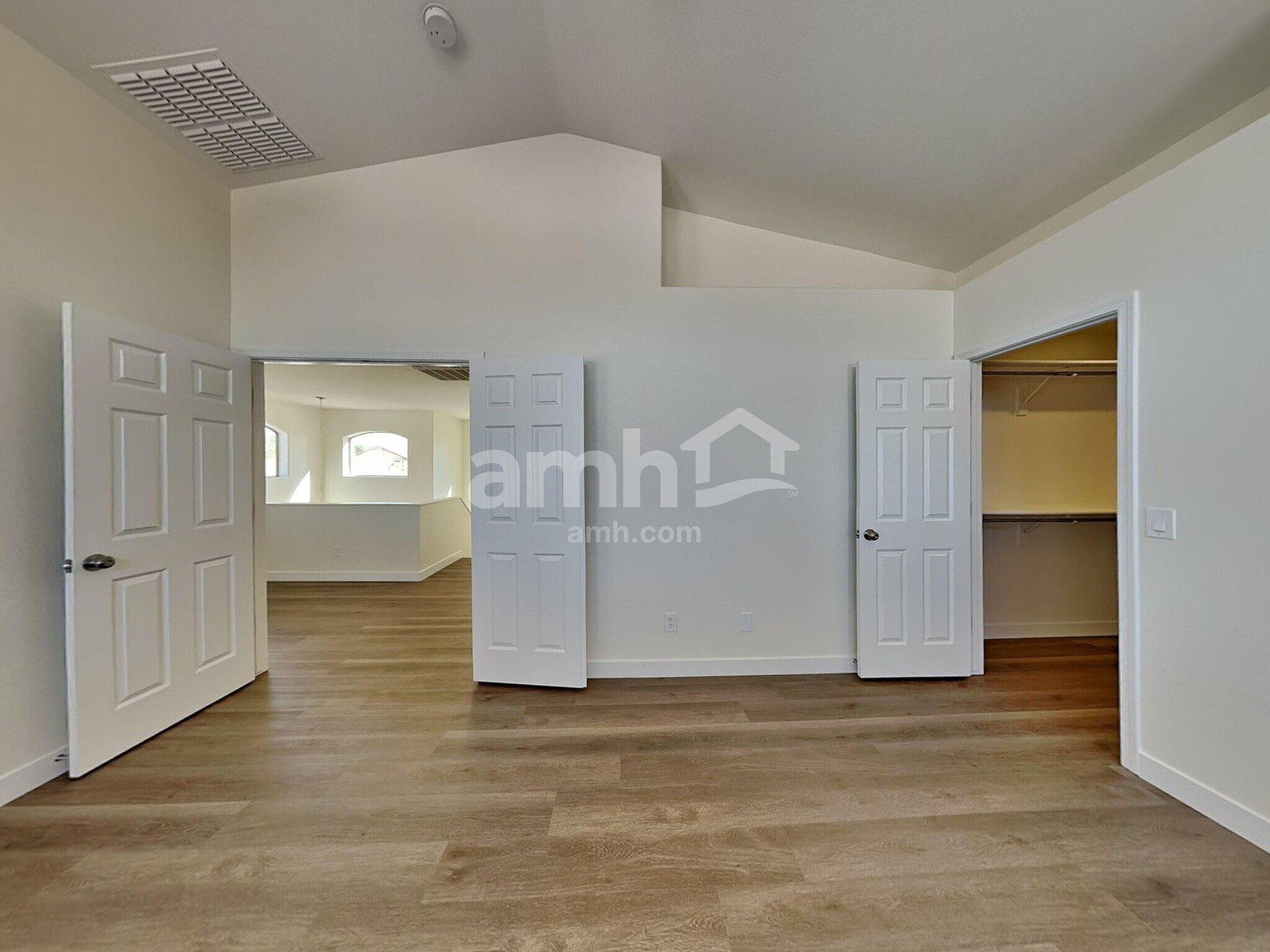 Building Photo - 1286 N 161st Ave