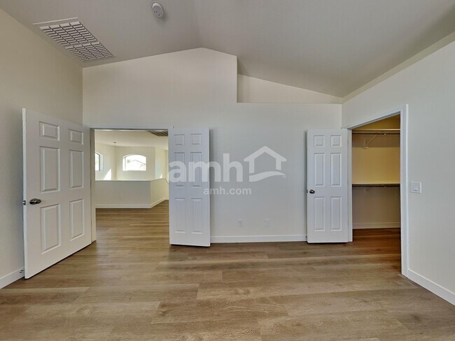 Building Photo - 1286 N 161st Ave