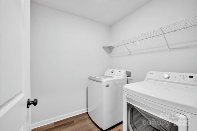 Building Photo - 153 Halite Ln