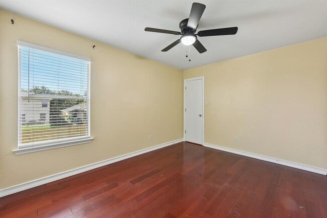 Building Photo - 12712 Ring Dr