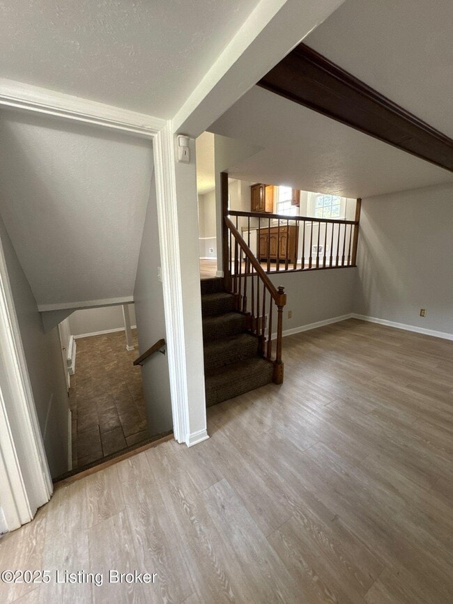Building Photo - 2907 Melrose Dr