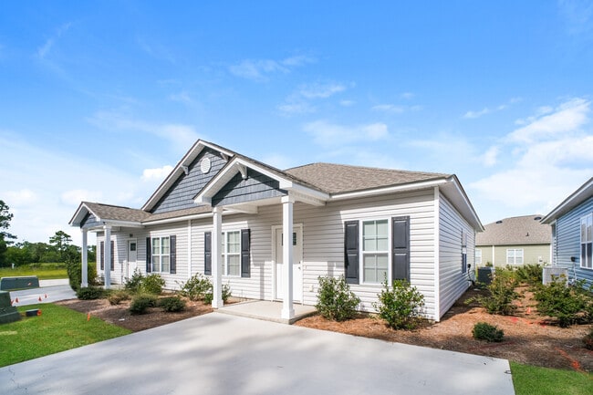 Building Photo - 155 Highlands Glen