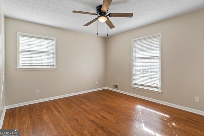 Building Photo - 5170 Lost Dutchman Dr