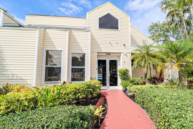 Building Photo - 3453 NW 44th St