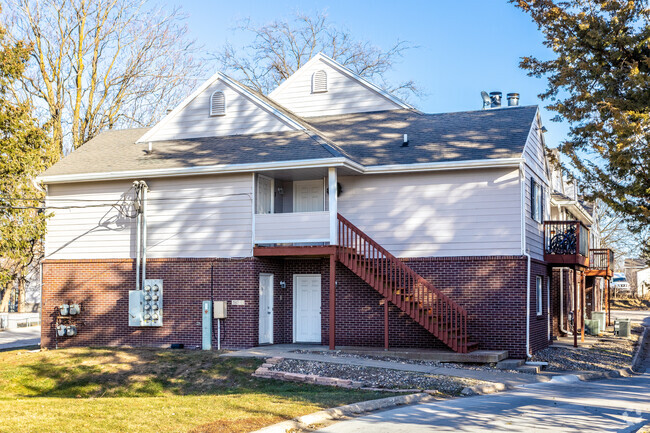 Building Photo - 3615 61st St