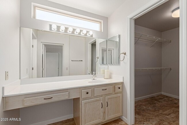 Building Photo - 21601 N 147th Dr