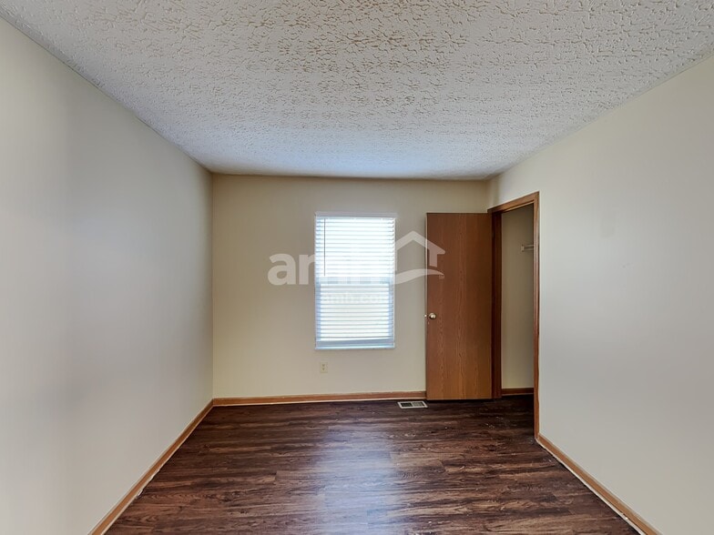 Building Photo - 7181 Candlestone Dr