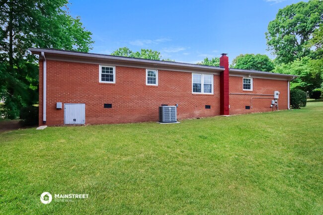 Building Photo - 262 Timberland Loop