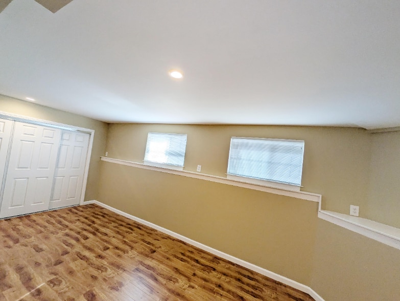 Building Photo - 3012 College Ave