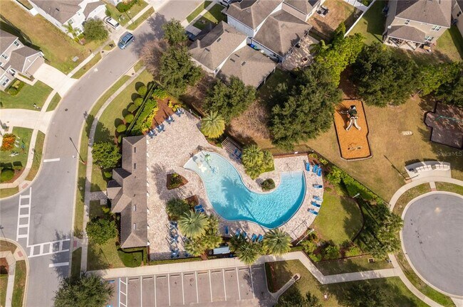 Building Photo - 902 Grand Hilltop Dr