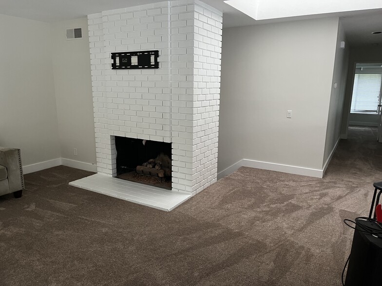 Living room - 483 Calle Amigo