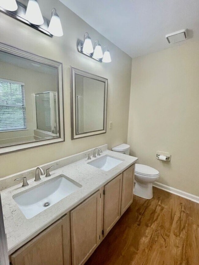 Building Photo - 12511 Agate Ln