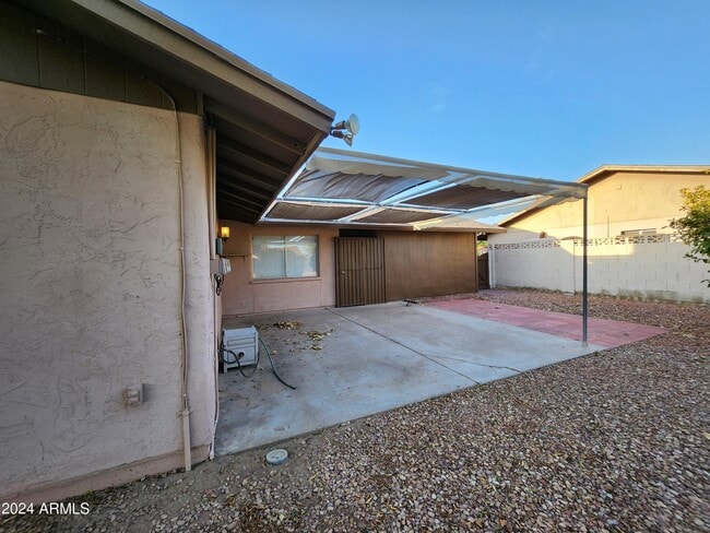 Building Photo - 5117 W Acoma Dr
