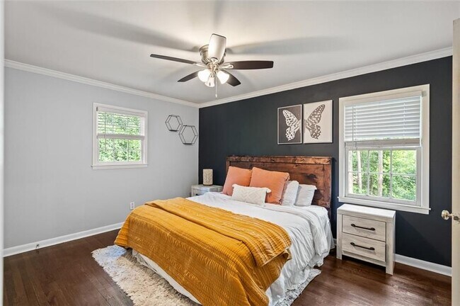Building Photo - 3334 Romelie Dr