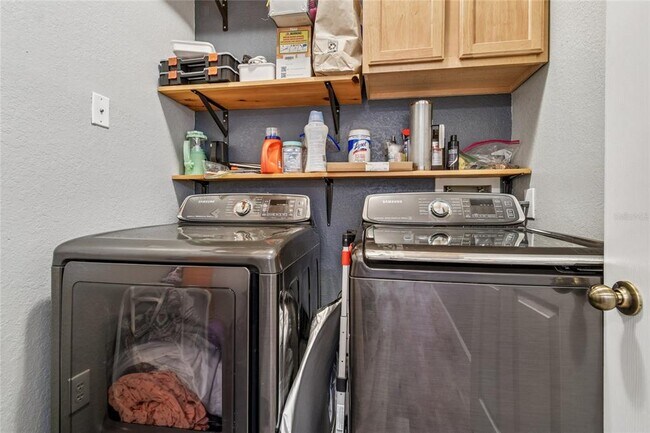 Building Photo - 2405 Courtney Meadows Ct