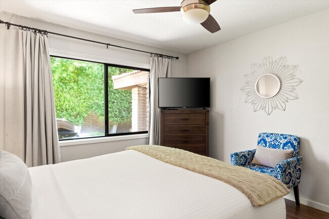 Building Photo - 4525 N 66th St