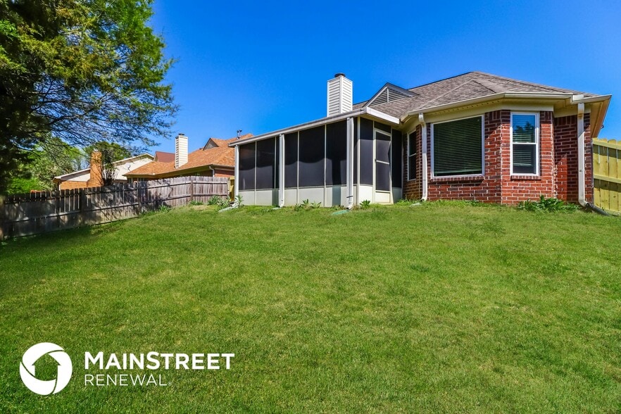 Building Photo - 2759 Colonial Towers Dr