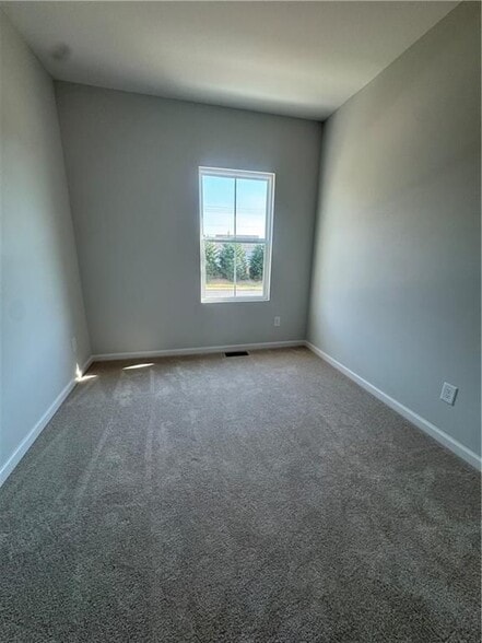 Building Photo - 1045 Bullpen Dr