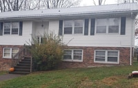 Building Photo - 102 Oakwood St