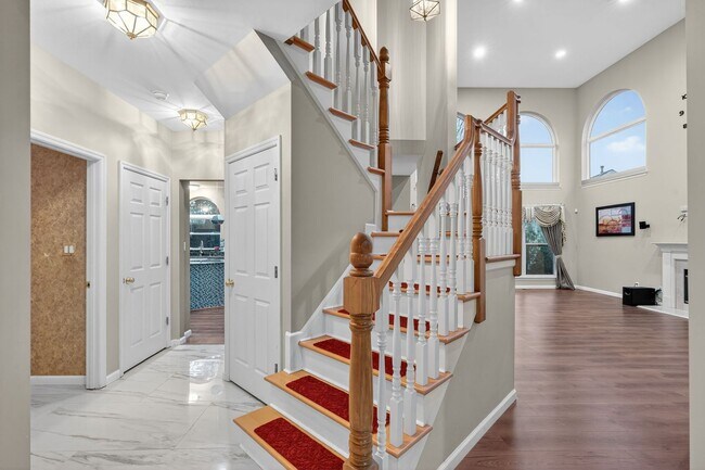 Building Photo - Stunning 4,166 Sq. Ft. Home in Westridge O...