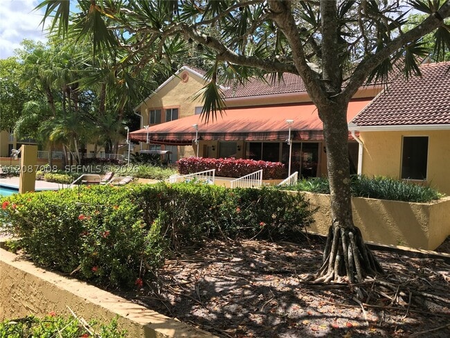 Building Photo - 1174 Coral Club Dr