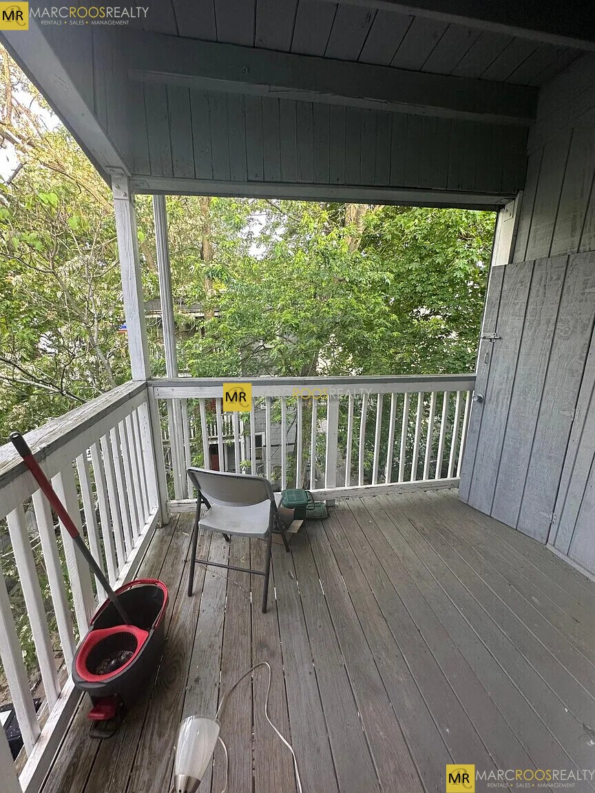 Building Photo - 60 Pleasant St