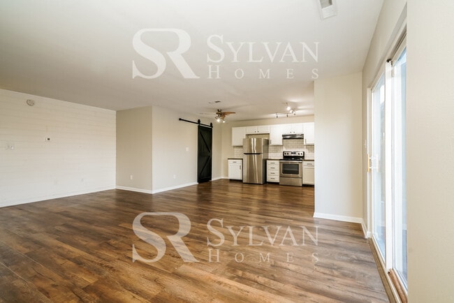 Building Photo - Rest. Relax. Recharge. Home awaits!