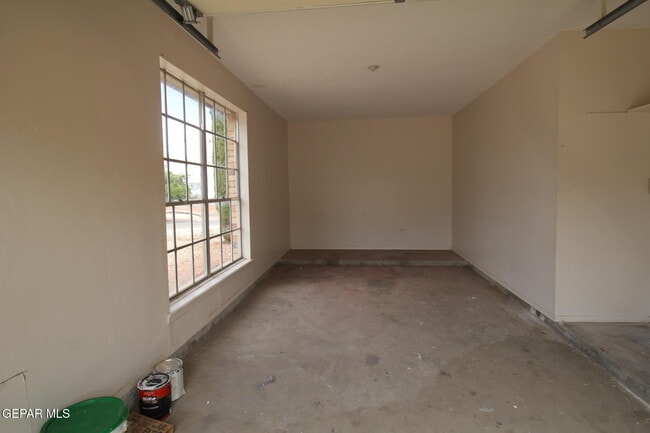 Building Photo - 3406 Moonlight Ave