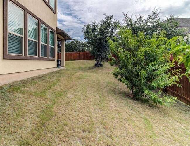 Building Photo - 15621 Cabrillo Way