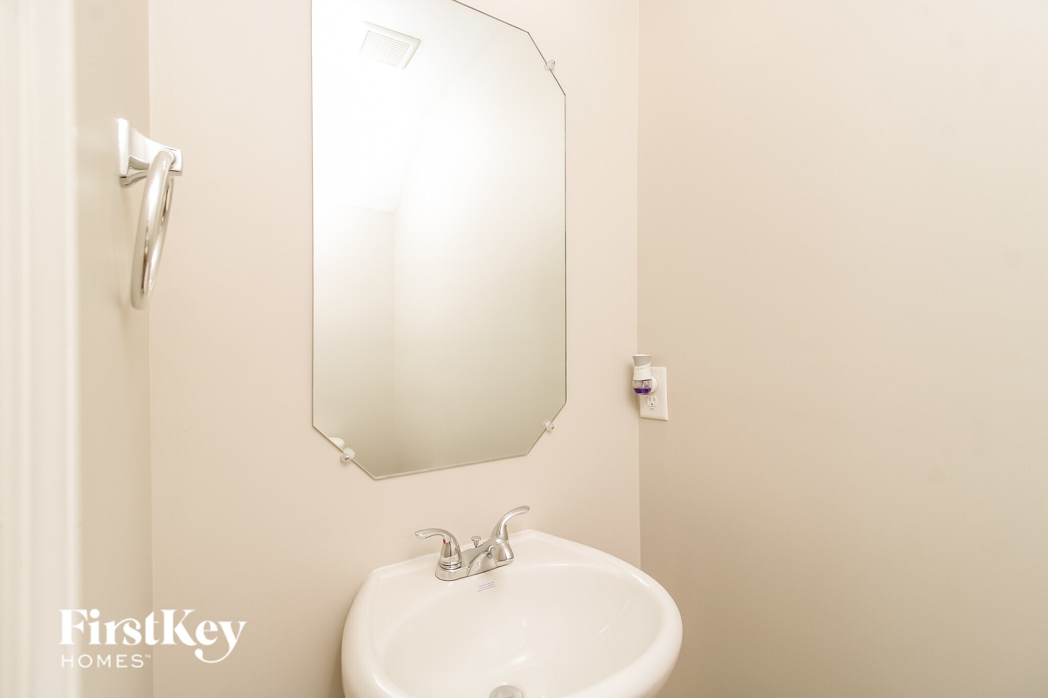 Building Photo - 2322 Deerbrook Forest Ln