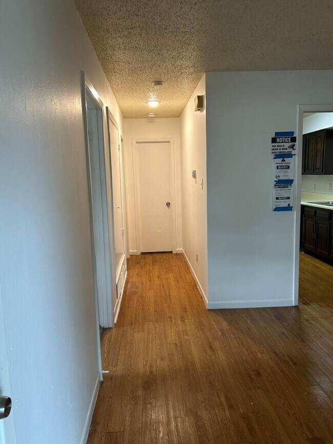 Building Photo - 1508-1510 Blackwell Drive
