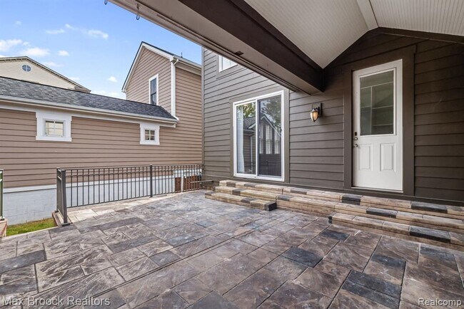 Building Photo - 3833 Forester Blvd