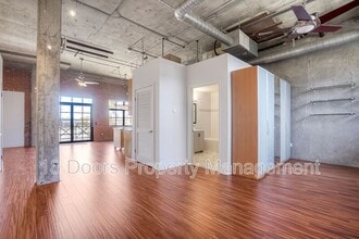 Building Photo - 3940 7th Ave