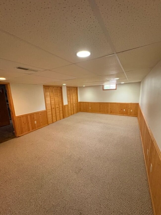 Building Photo - Beautiful Home in Peoria just off of University St. 3 Bedroom / 3.5 Bath