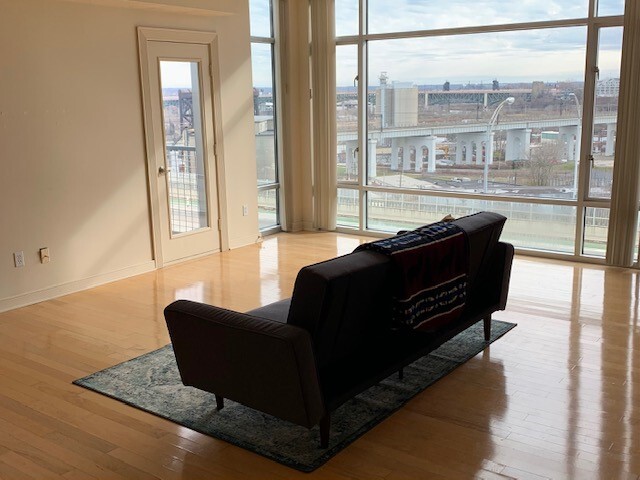 Open Floor Plan - 2222 Detroit Ave