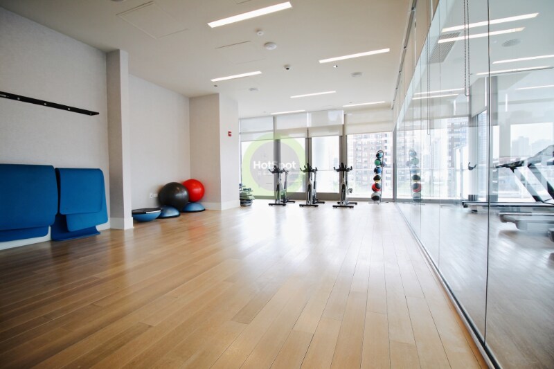 Building Photo - 832 N Orleans St