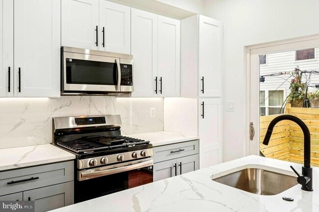 Building Photo - 2602 Earp St